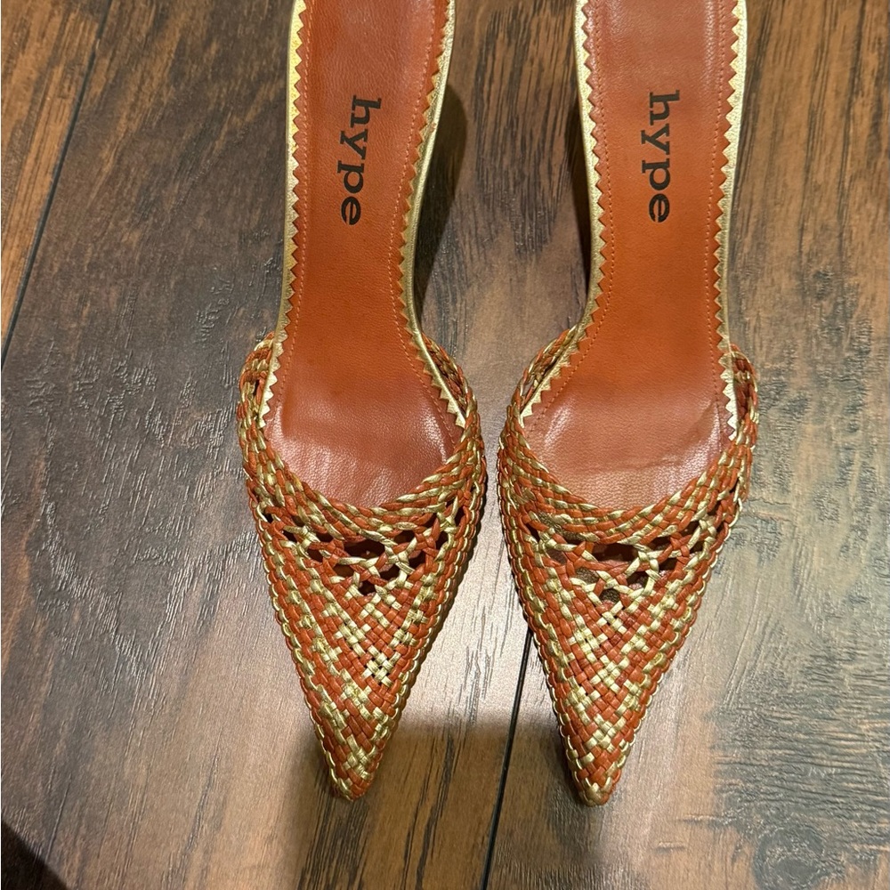 Hype Women's Woven Brown Heels